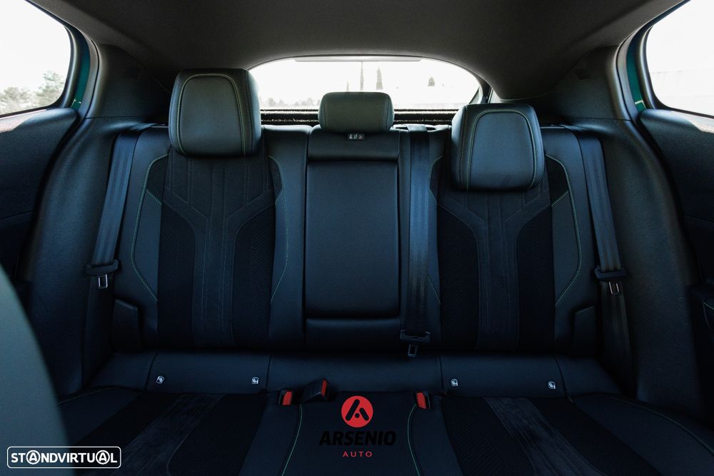 Peugeot 408 1.6 Hybrid GT e-EAT8 - 25