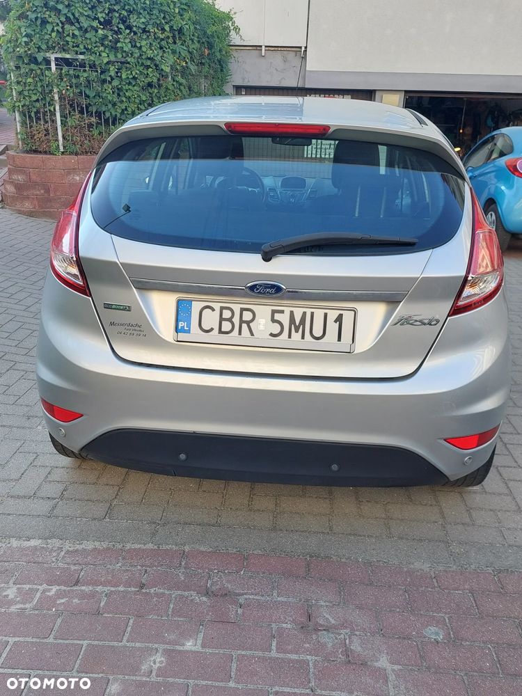 Ford Fiesta - 2