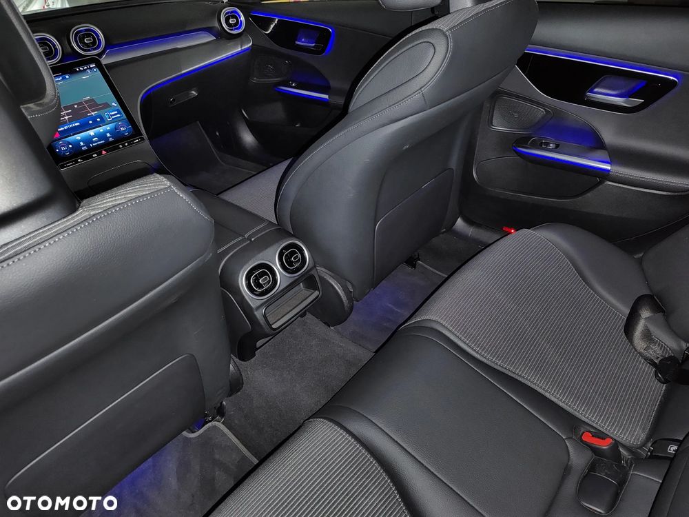 Mercedes-Benz Klasa C 200 d 9G-TRONIC Avantgarde - 19