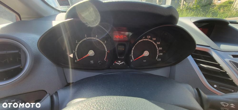 Ford Fiesta 1.25 Ambiente - 20