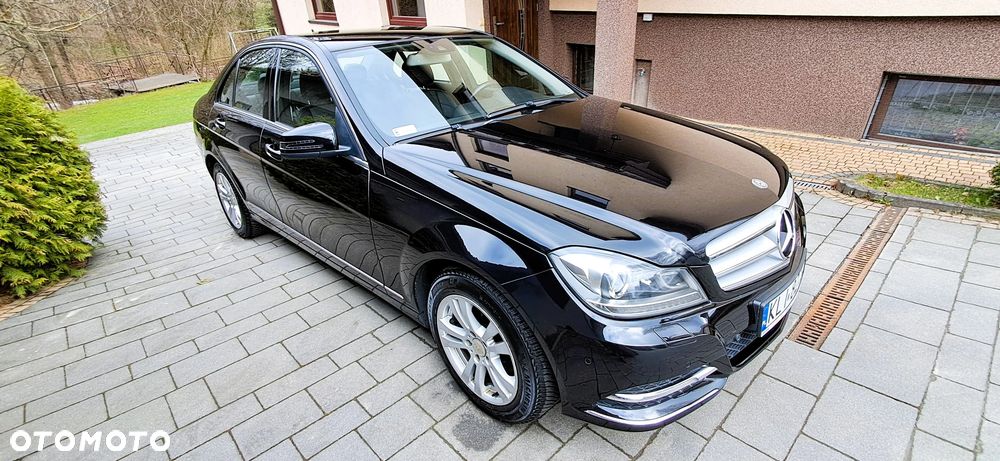 Mercedes-Benz Klasa C 180 7G-TRONIC - 2
