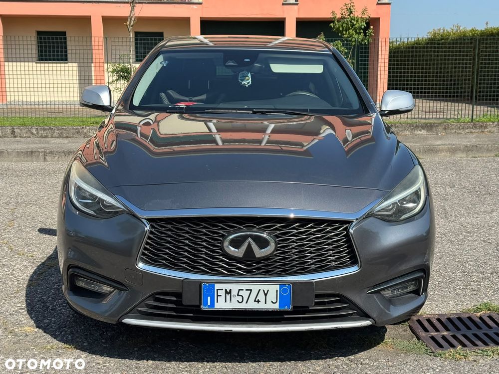 Infiniti Q30 1.5d DCT Business Executive - 3