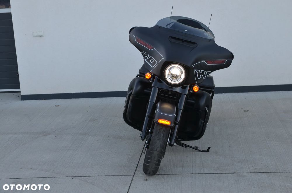 Harley-Davidson Touring Electra Glide - 11