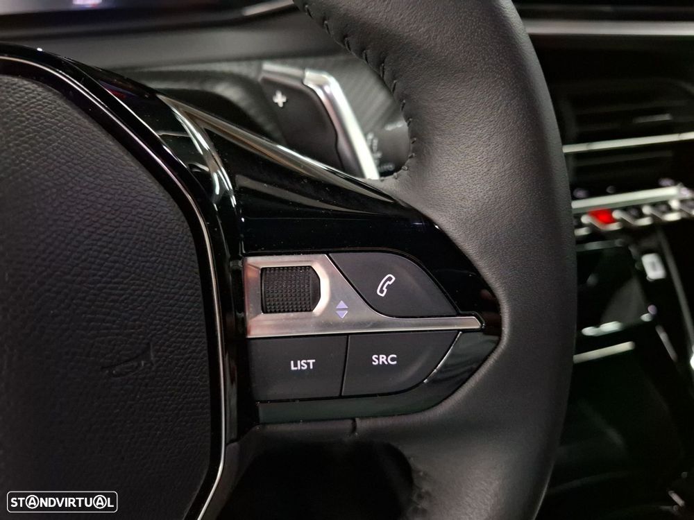 Peugeot 2008 1.2 Hybrid Allure e-DCS6 - 16