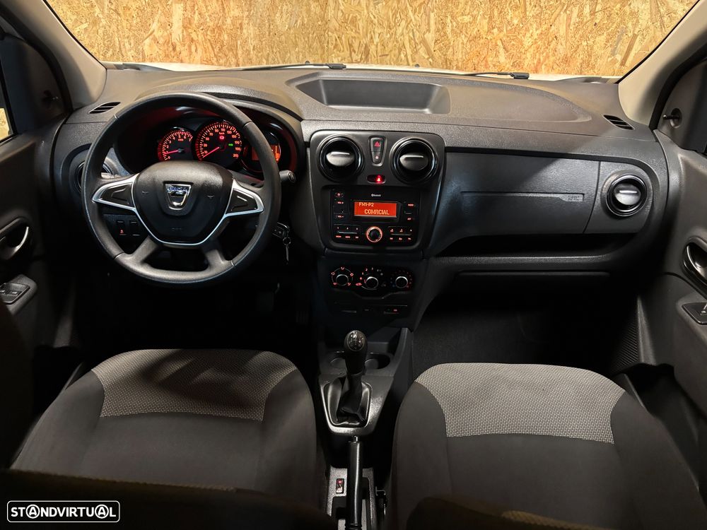 Dacia Lodgy 1.2 TCe Confort 7L - 14