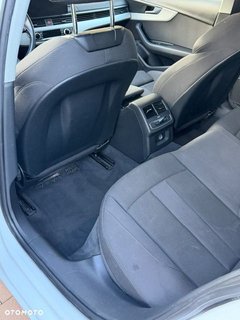 Audi A4 Limousine 35 TFSI mHEV Advanced S tronic - 15