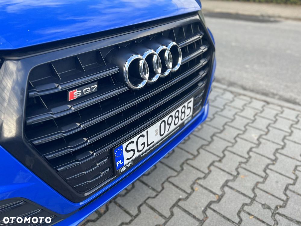 Audi SQ7 - 21