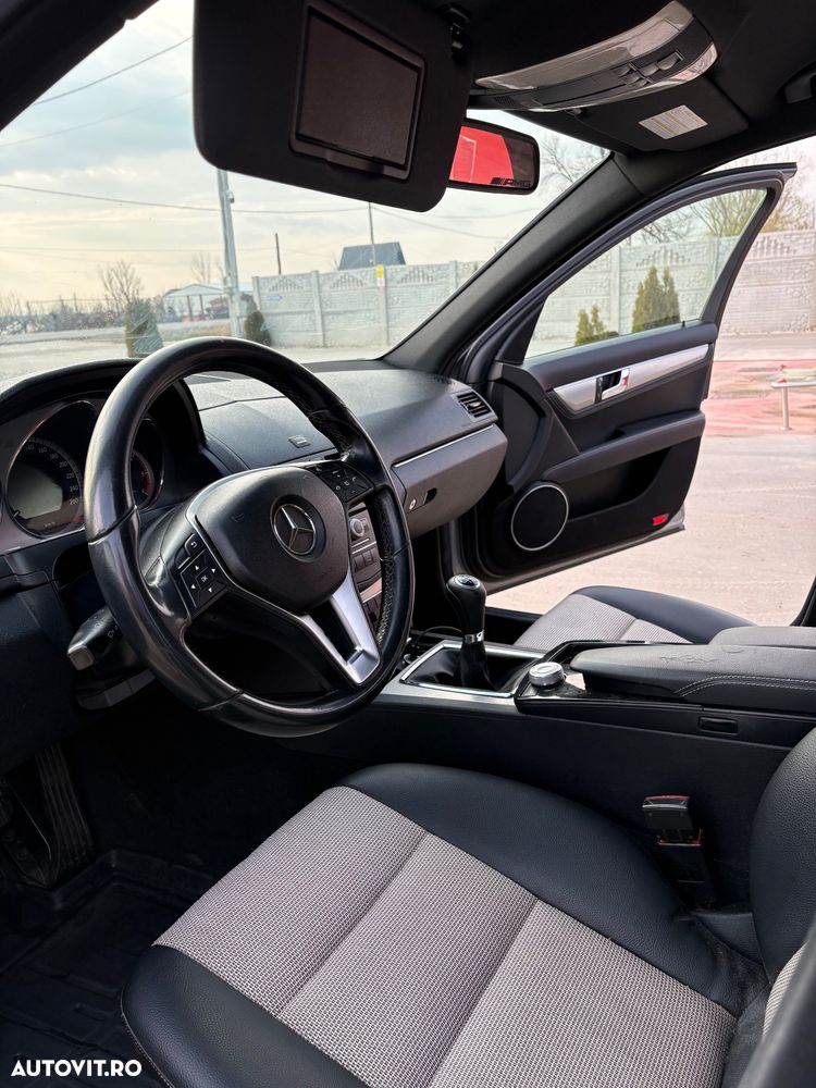 Mercedes-Benz C 220 CDI - 4