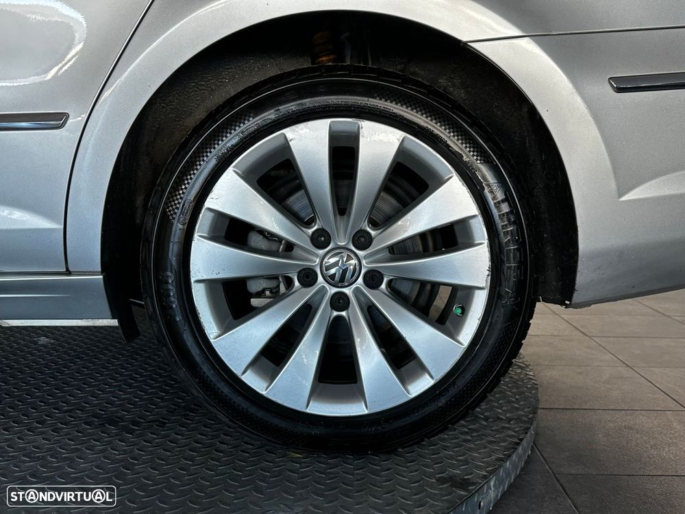 VW Passat CC 2.0 TDi BlueMotion - 9