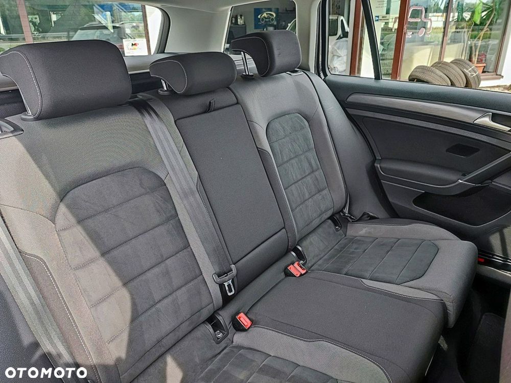 Volkswagen Golf 1.0 TSI (BlueMotion Technology) Comfortline - 21