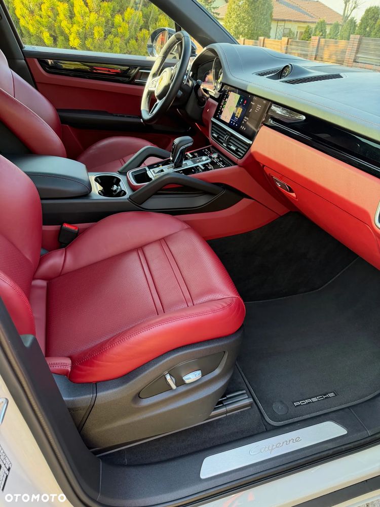 Porsche Cayenne E-Hybrid - 16