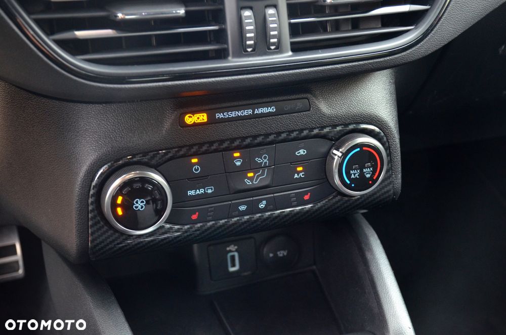 Ford Focus SW 2.0 TDCi ST-Line Black ASS PowerShift - 31