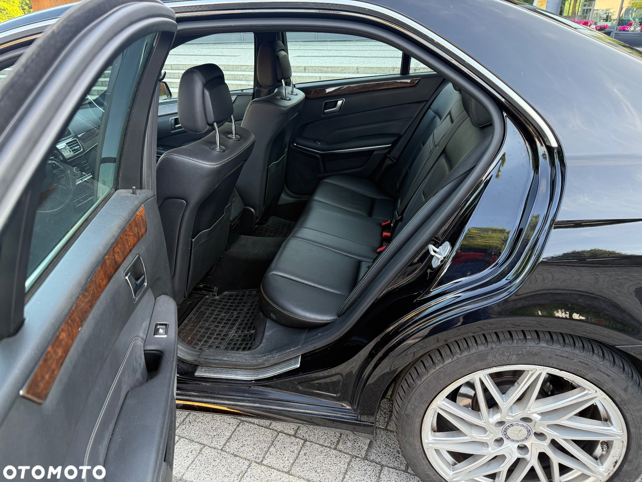 Mercedes-Benz Klasa E - 11