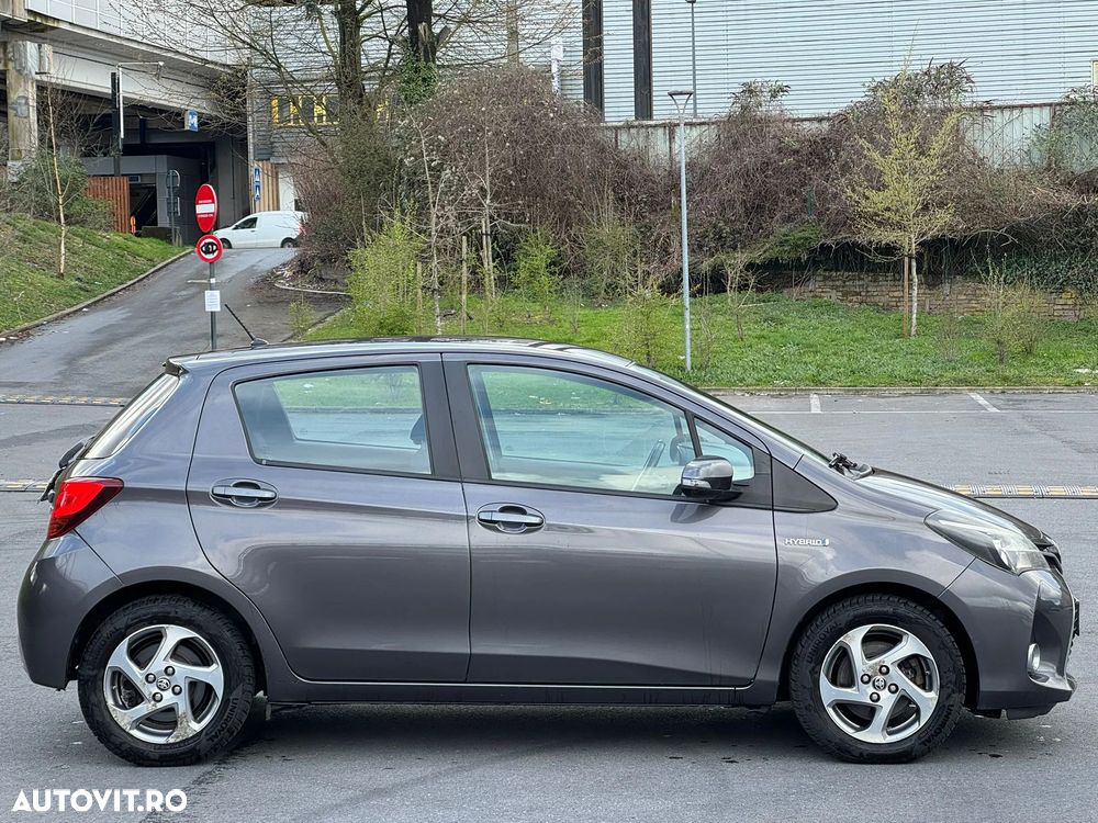 Toyota Yaris 1.5 VVT-i Style - 12