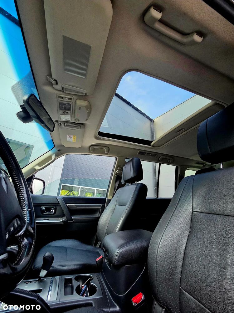 Mitsubishi Pajero 3.2 DID Instyle - 11