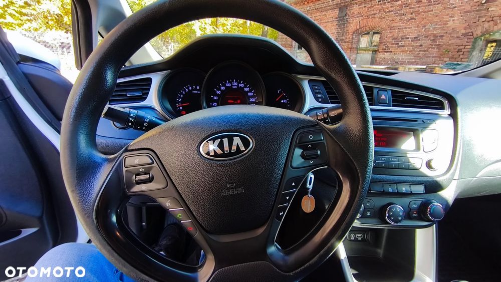 Kia Ceed 1.4 M - 21