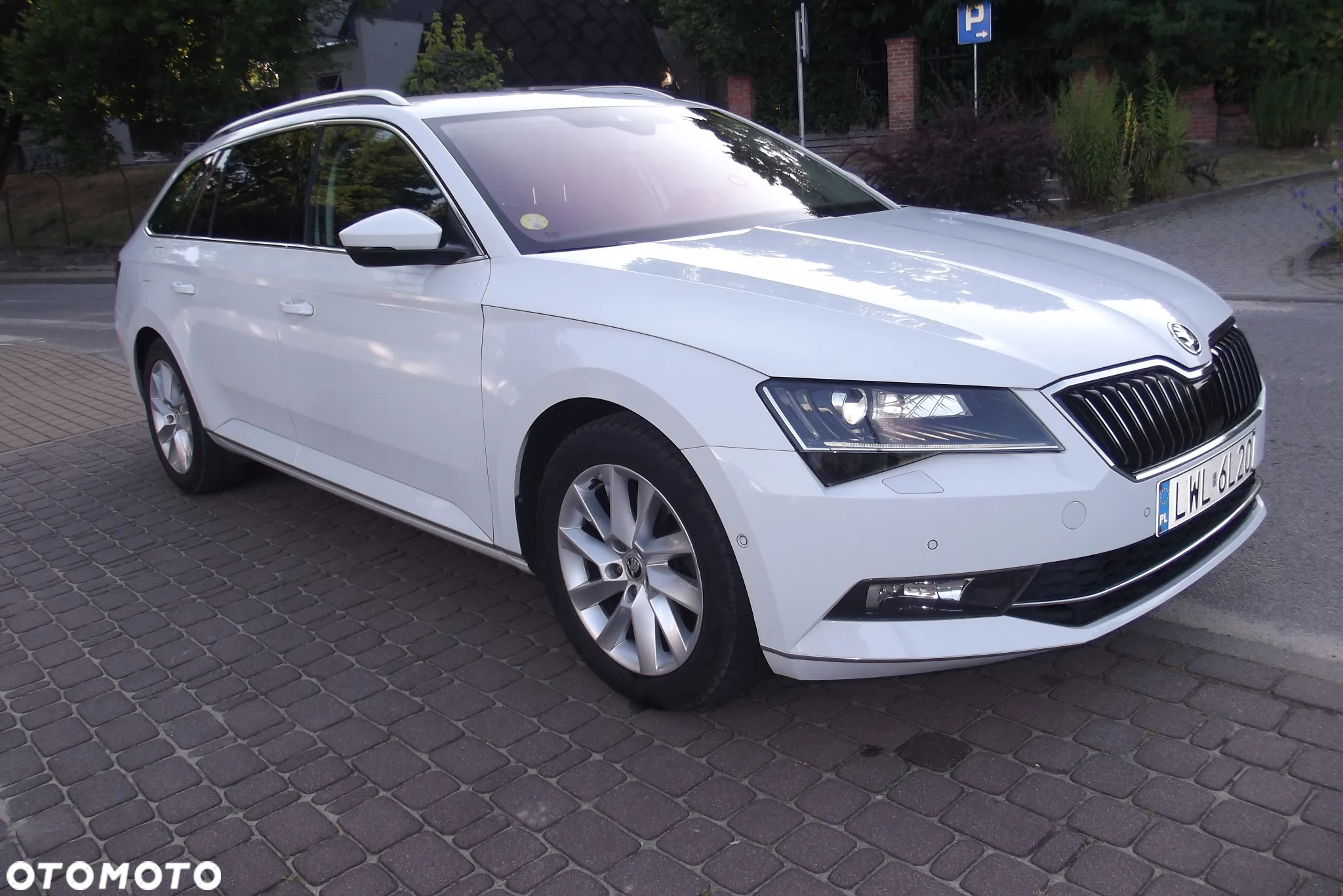 Skoda Superb 2.0 TDI Style DSG7 - 22