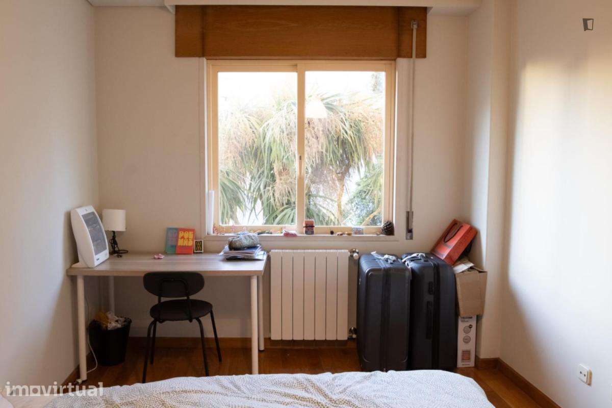 Quarto - localizado em Cedofeita Porto - Grande imagem: 2/12
