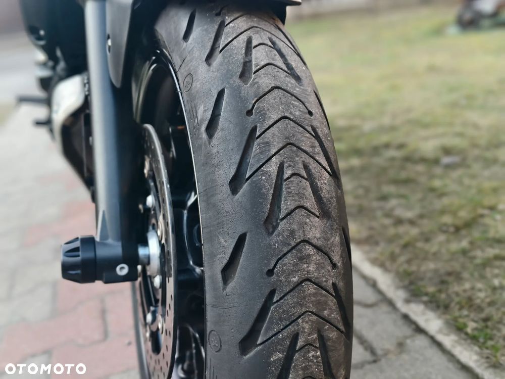 Yamaha MT - 13