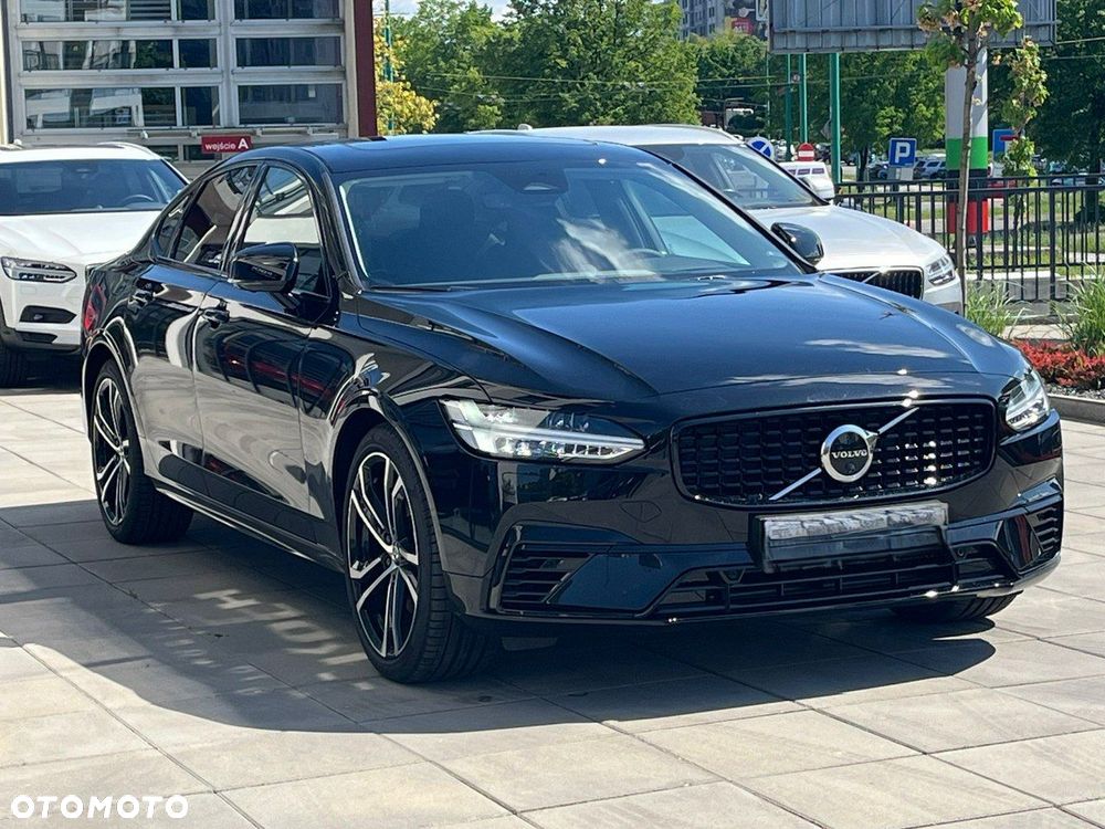 Volvo S90 - 2