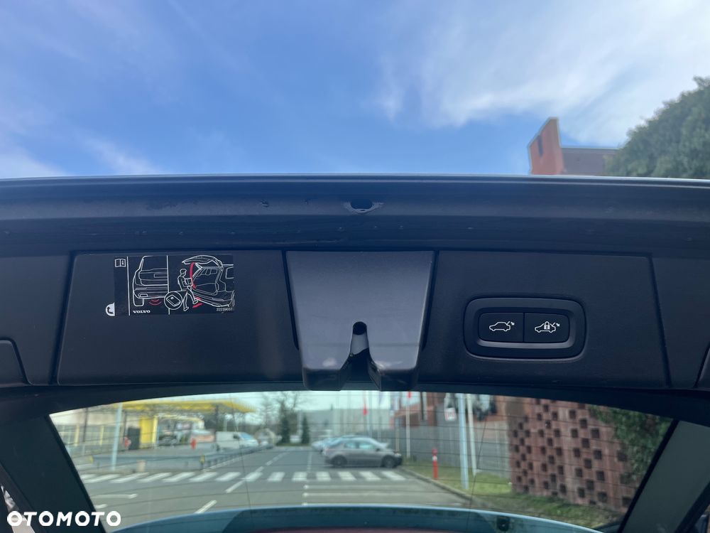 Volvo V90 D4 SCR Momentum Pro - 16