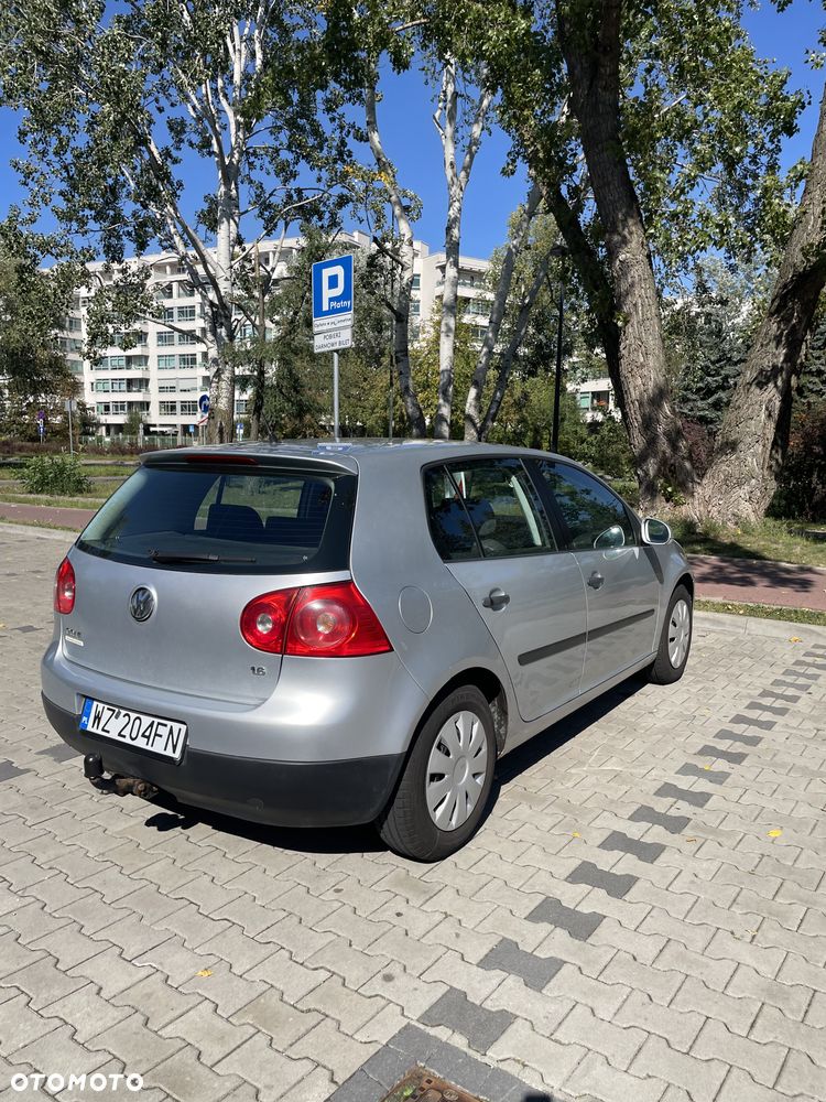 Volkswagen Golf 1.6 Comfortline - 8