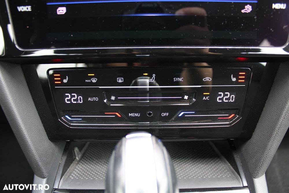Volkswagen Passat 1.5 TSI ACT DSG Comfortline - 20