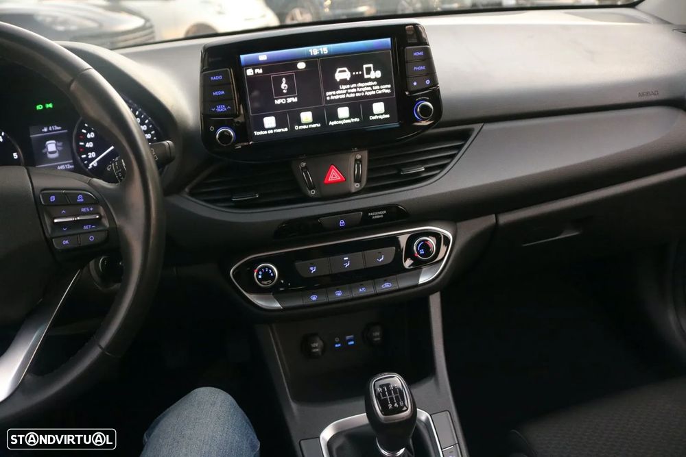 Hyundai i30 CW - 12
