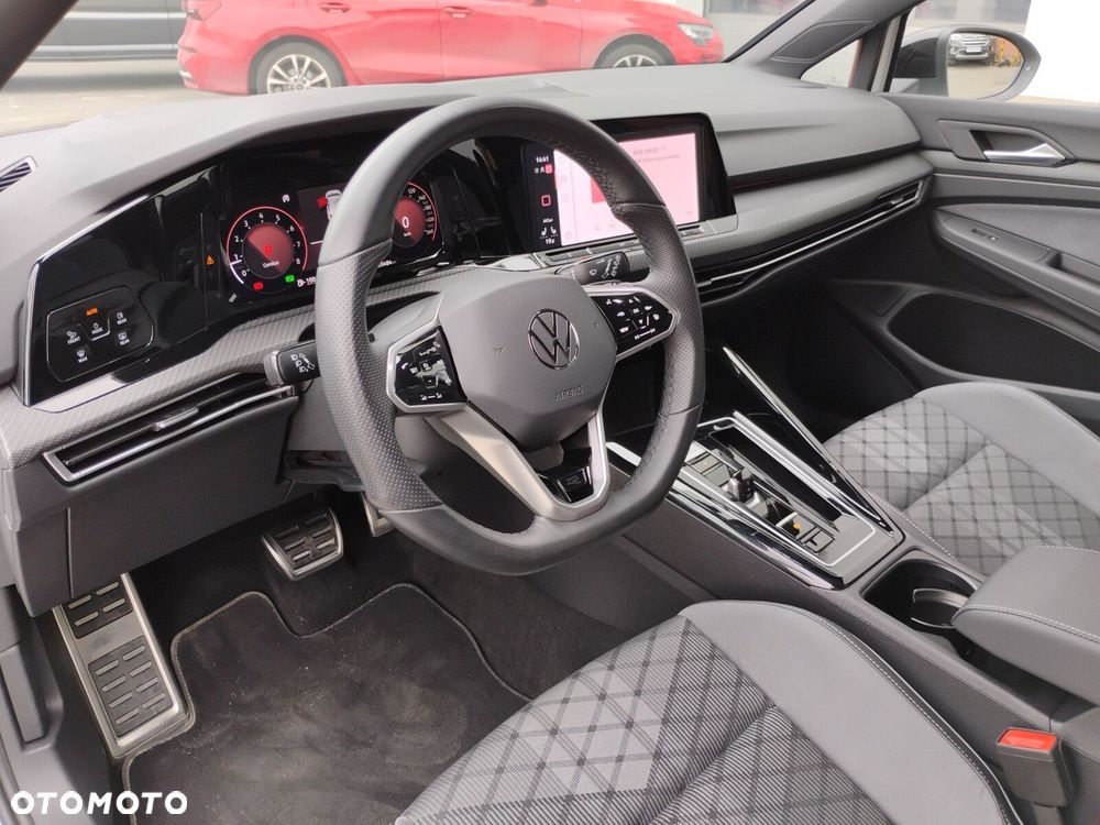 Volkswagen Golf - 13
