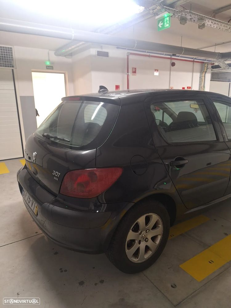 Peugeot 307 1.4 HDi Premium - 5