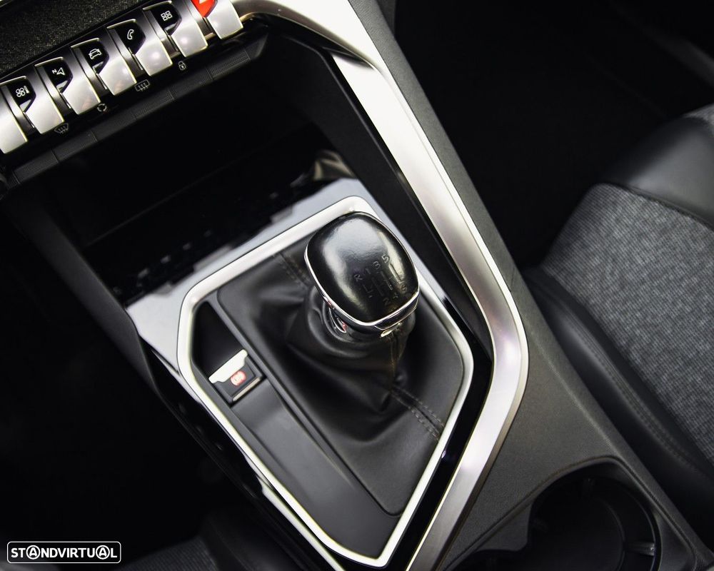 Peugeot 3008 1.5 BlueHDi Allure - 28