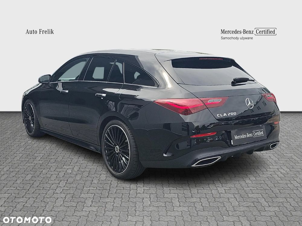 Mercedes-Benz CLA 200 AMG Line 7G-DCT - 3