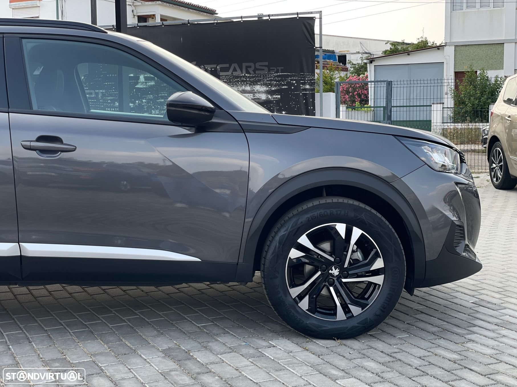 Peugeot 2008 1.2 PureTech Allure Pack - 9