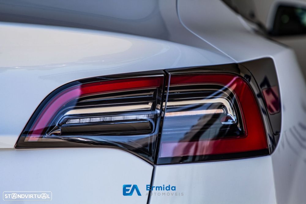 Tesla Model 3 Long Range Tração Integral - 13