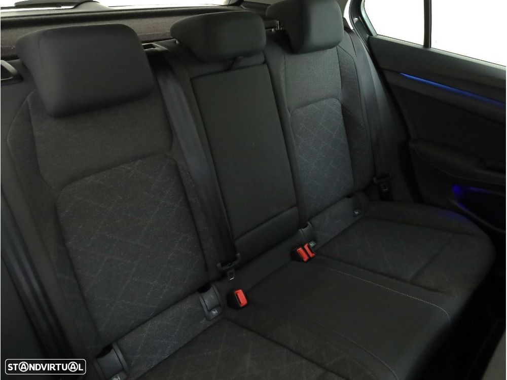 VW Golf 2.0 TDI Life - 16