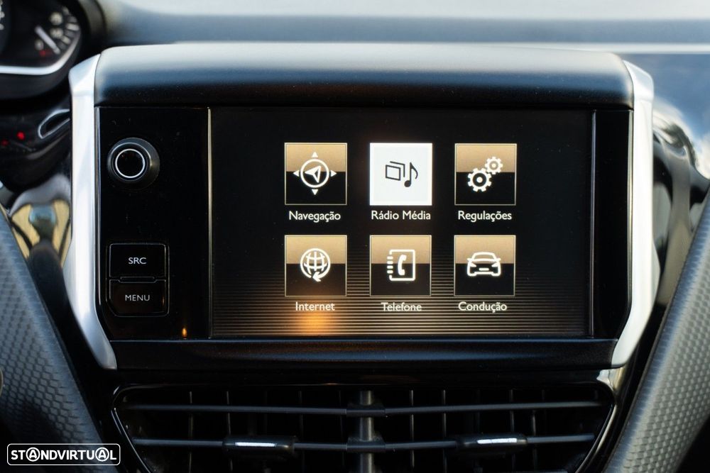 Peugeot 2008 1.6 BlueHDi Style - 37