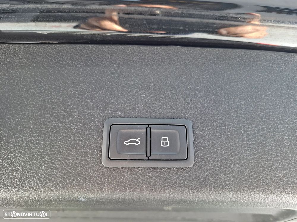 Audi e-tron 55 quattro Advanced - 37