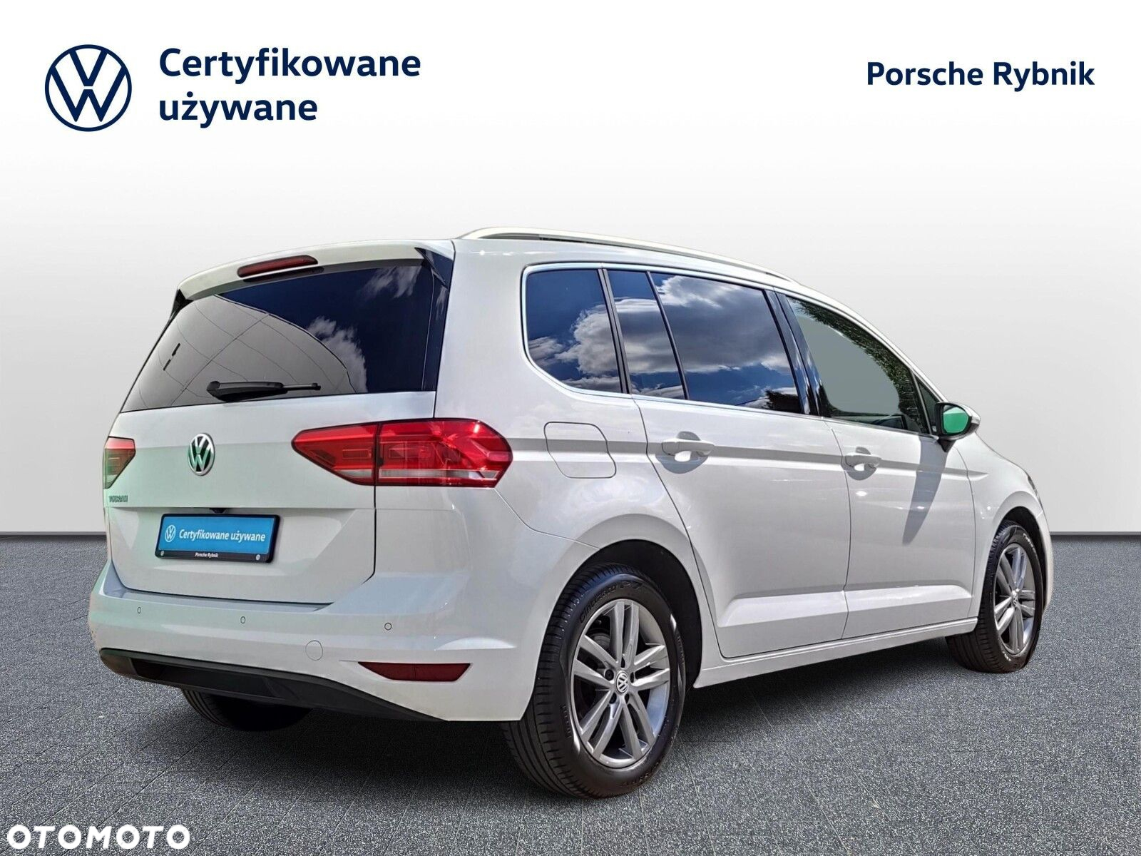 Volkswagen Touran - 5