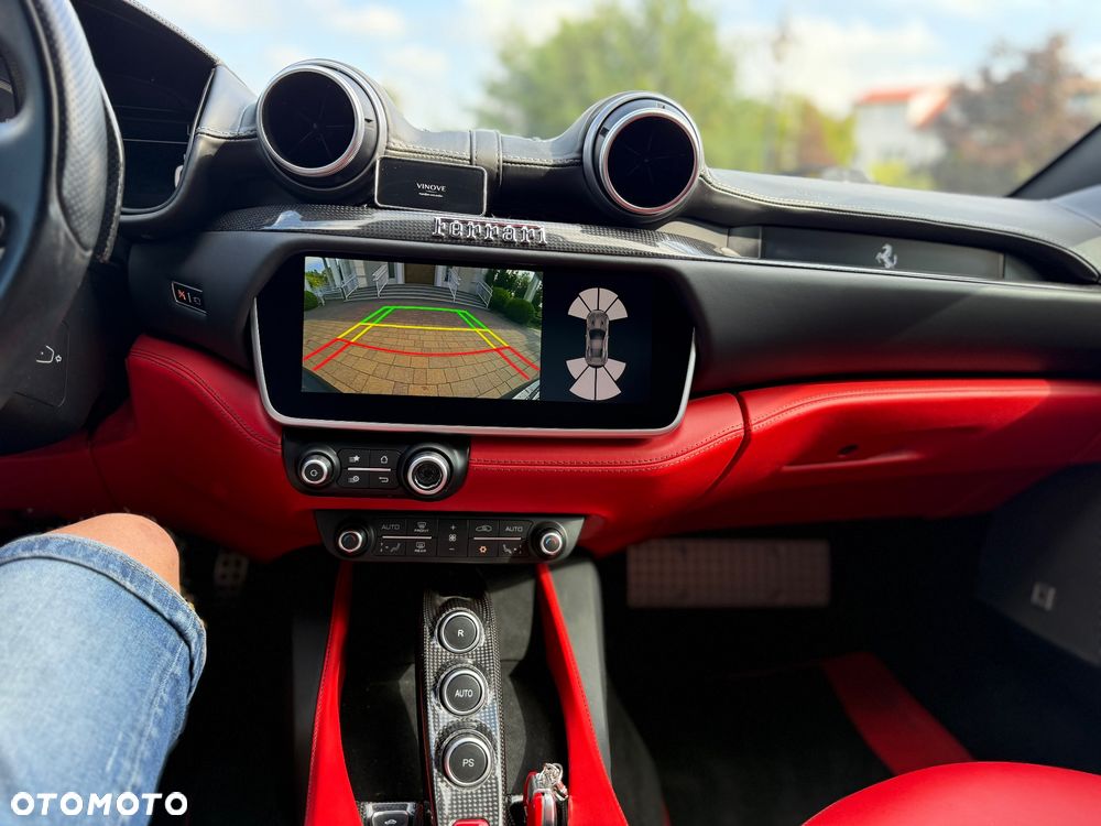 Ferrari Portofino - 29