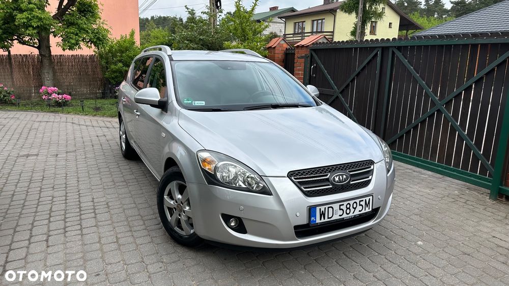 Kia Ceed - 5
