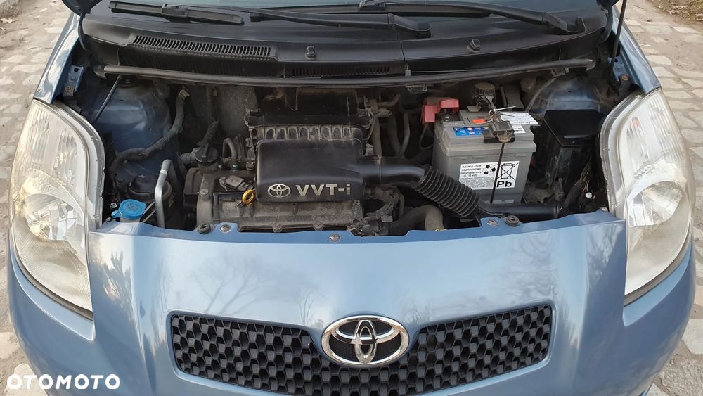 Toyota Yaris 1.3 Luna - 9