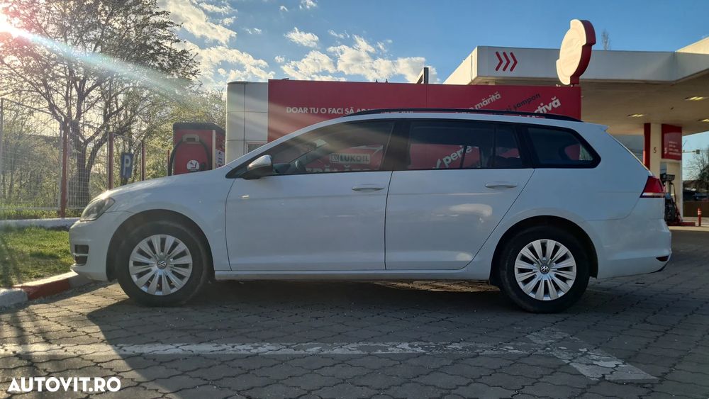 Volkswagen Golf 1.6 TDI BMT Comfortline - 3