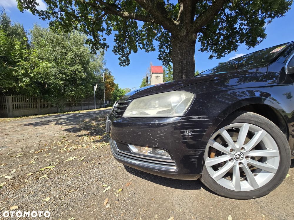 Volkswagen Passat Variant 2.0 Blue TDI DSG SCR Highline - 19