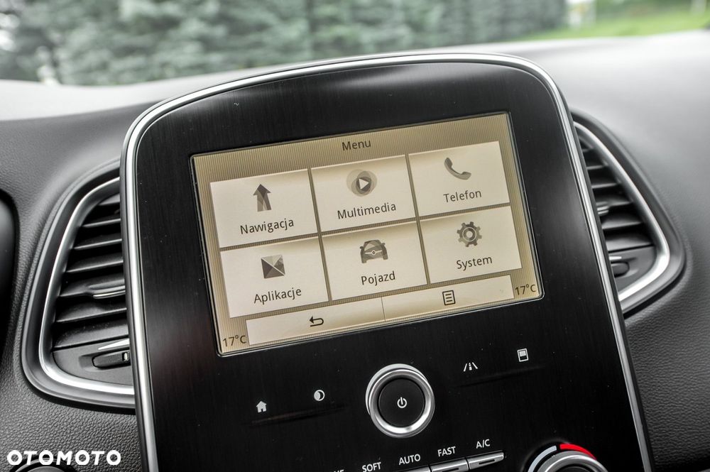 Renault Scenic ENERGY TCe 140 EDC LIMITED - 28