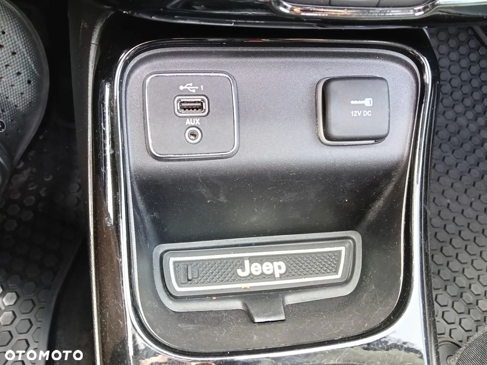Jeep Compass 1.4 MultiAir Limited - 27