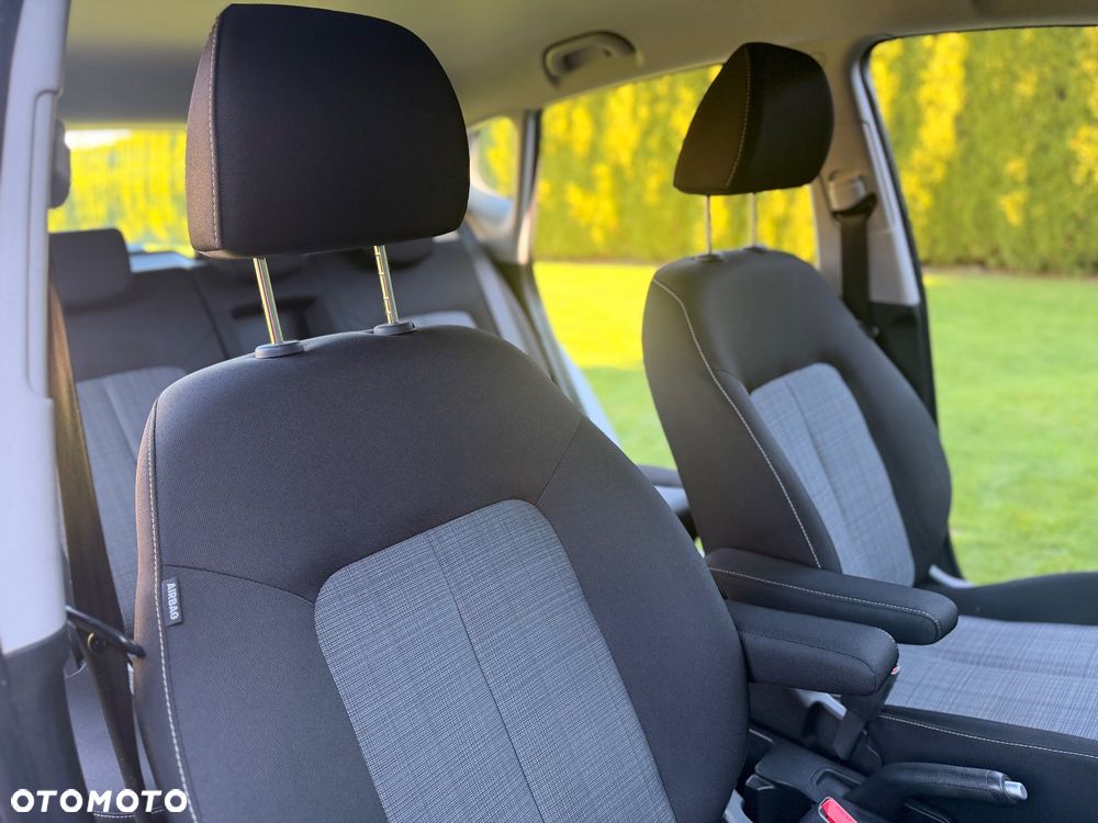 Kia Venga 1.4 CVVT Attract - 14