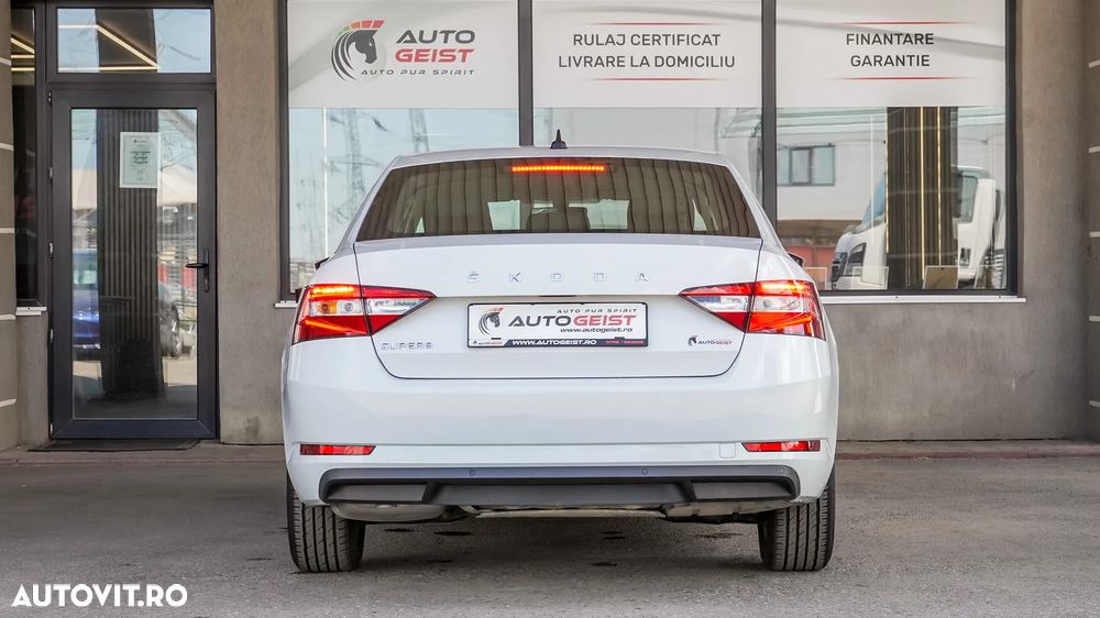 Skoda Superb 1.5 TSI DSG Ambition - 6