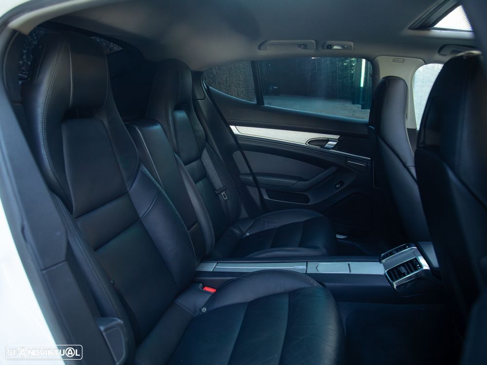 Porsche Panamera Standard - 21
