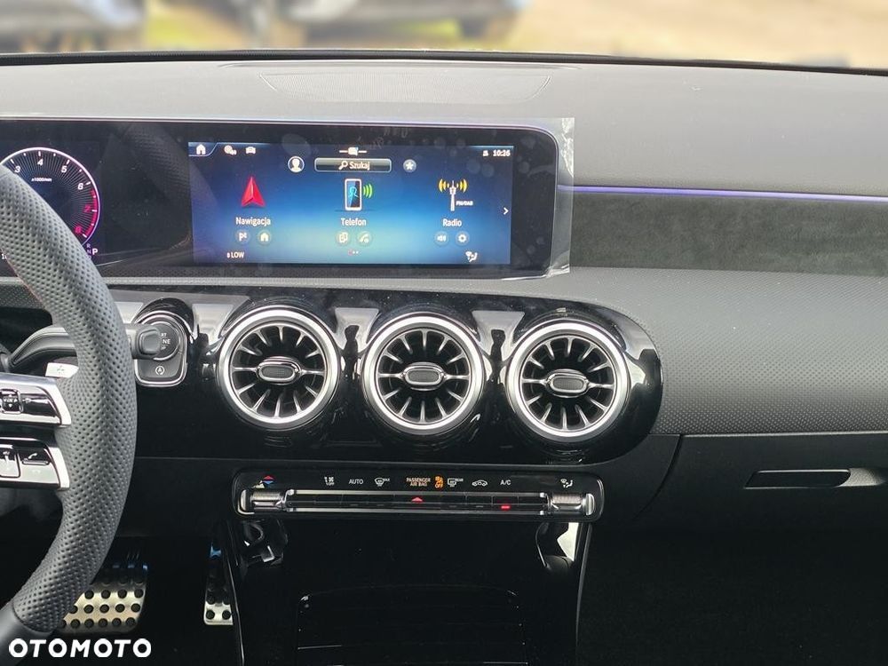 Mercedes-Benz Klasa A 200 7G-DCT AMG Line - 14