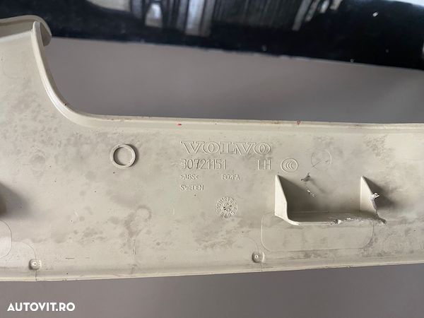 Ornament prag stanga interior crem VOLVO XC60 2010 30721151 - 3